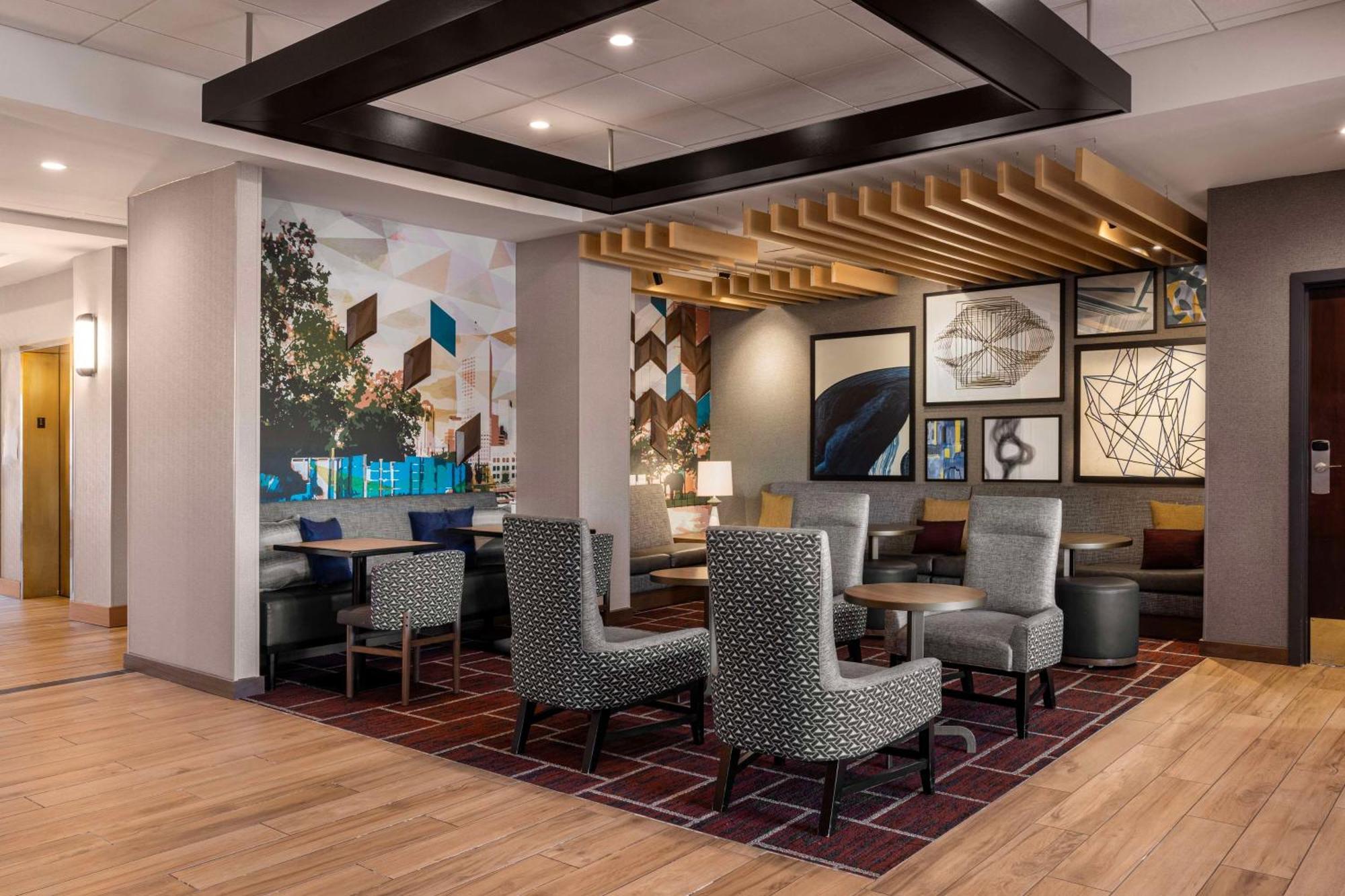 Hyatt Place Indianapolis Airport Exterior foto